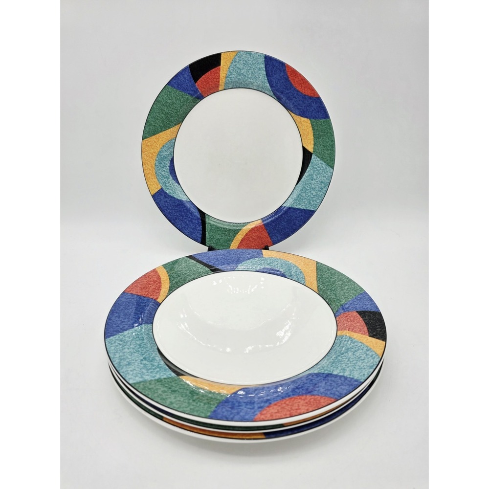 (4) Victoria & Beale Accents 9019 Porcelain Plates Friends TV Show Memphis Style